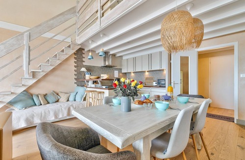 Noirmoutier-en-l'Ile Apartment | Facing the sea - Ideal location - Apartment for 5