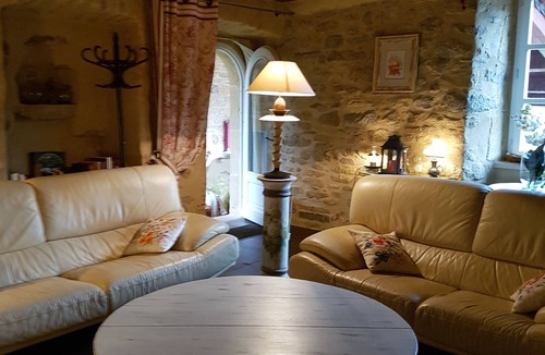 Peyre House | Facing the Millau Viaduct