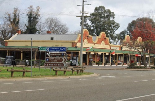 Milawa Bed & Breakfast | Factory Lane B&B