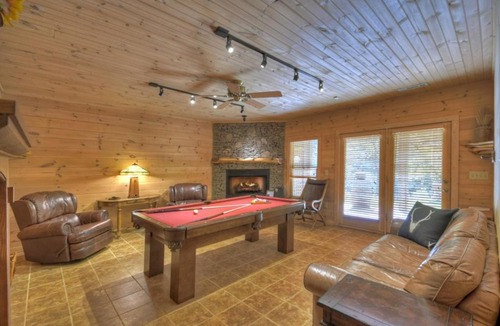 Epworth House | Fade Away On Fightingtown - Cuddleup