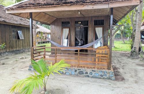 Batudaka Island Hotel | Fadhila Cottages Togean Dive Resort