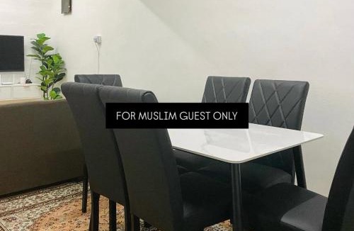 Jasin House | Fadzly Homestay D'Jasin