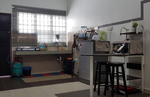 Tersusun Pundut House | Fahaz Lumut Homestay