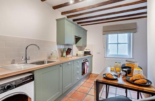 Lavenham House | Fair Maids Cottage