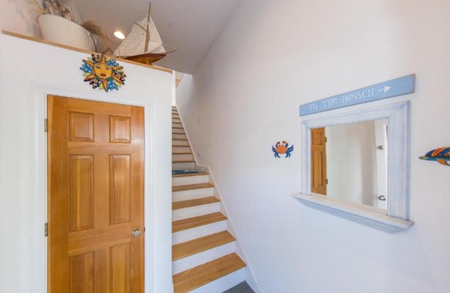 Northeast Virginia Beach House | Fairbanks House with beach access just steps from your front door