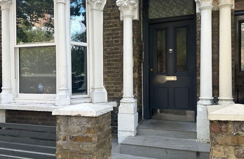 Hillrise Apartment | Fairbridge 6.