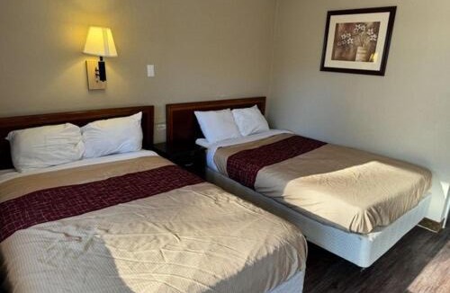 Richmond Hill Hotel | Fairbridge Inn express