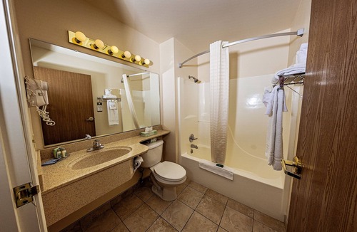 Dillon Hotel | Fairbridge Inn Express Dillon