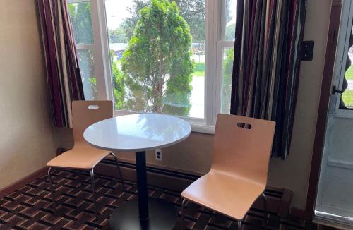 Milford Hotel | FairBridge Inn Express Milford