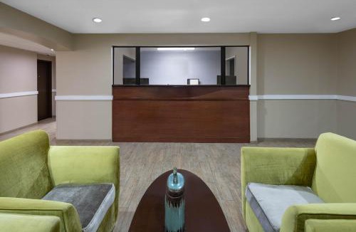 Nyack Hotel | FairBridge Inn Express Nyack
