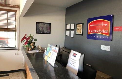 Monroe City Hotel | FairBridge Inn Express Monroe City