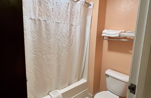 Mount Vernon Hotel | FairBridge Inn Express Mount Vernon