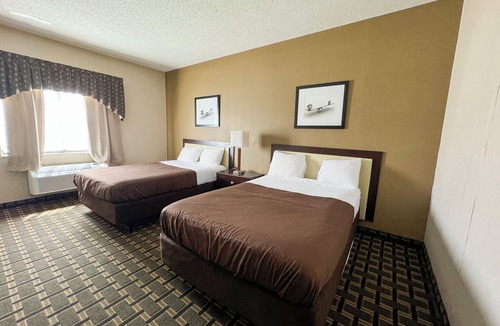 Batavia Hotel | FairBridge Inn & Suites Batavia - Darien Amusement Park