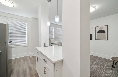 Spruce Hill Apartment | Fairfax Apartments 603 Spacious 1 Bed 1 Bth