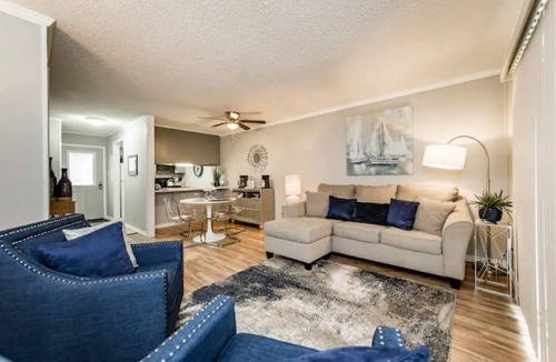 Fairfield Bay House | Fairfield Bay Gem w/pool access and 4 Mi to Lake.