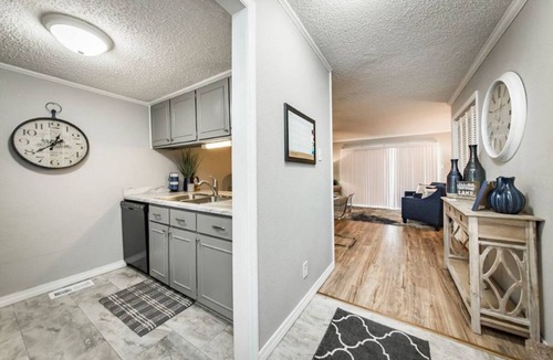 Fairfield Bay House | Fairfield Bay Gem w/pool access and 4 Mi to Lake.