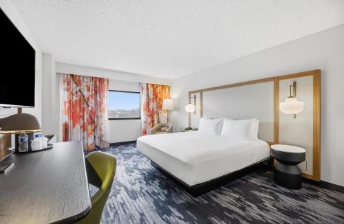 Mount Pleasant Hotel | Fairfield by Marriott Inn & Suites Mount Pleasant, WI