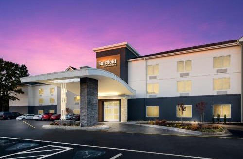 Greenbrier East Hotel | Fairfield by Marriott Inn & Suites Chesapeake