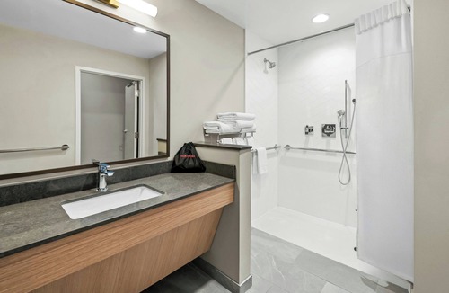 Emporia Hotel | Fairfield By Marriott Inn & Suites Emporia