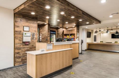 Greensboro Hotel | Fairfield by Marriott Inn & Suites Greensboro Coliseum Area