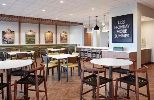 Newmarket Hotel | Fairfield by Marriott Inn & Suites Newmarket
