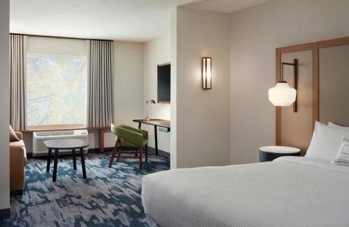 Newmarket Hotel | Fairfield by Marriott Inn & Suites Newmarket