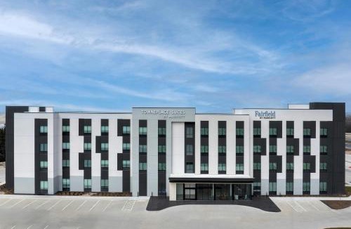 Paris Hotel | Fairfield by Marriott Inn & Suites Paris