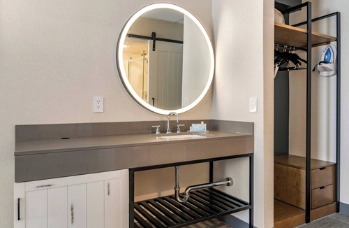 Warwick Hotel | Fairfield by Marriott Inn & Suites Providence Airport Warwick