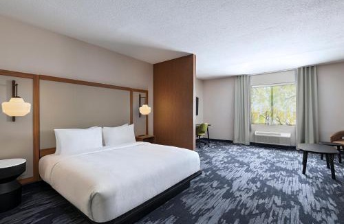 Hillsboro Hotel | Fairfield by Marriott Inn & Suites Hillsboro