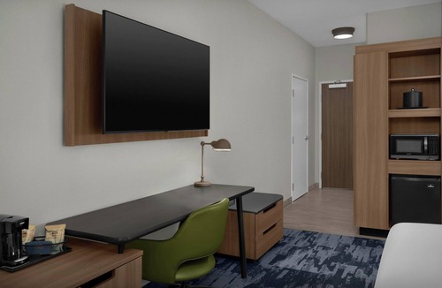 Weldon Hotel | Fairfield By Marriott Inn & Suites Weldon