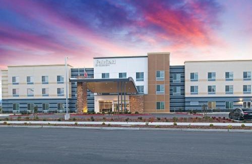 Winters Hotel | Fairfield by Marriott Inn & Suites Winters Davis