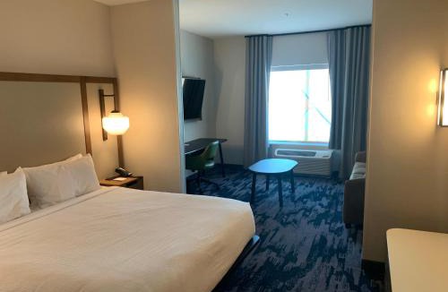Winters Hotel | Fairfield by Marriott Inn & Suites Winters Davis