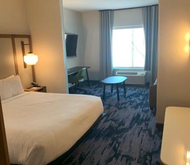 Winters Hotel | Fairfield by Marriott Inn & Suites Winters Davis