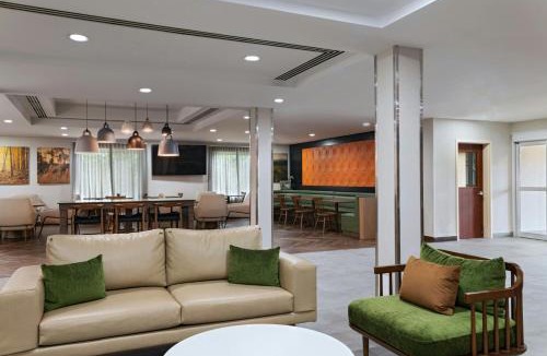 Medford Hotel | Fairfield by Marriott Medford Long Island
