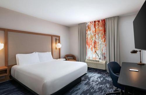 Medford Hotel | Fairfield by Marriott Medford Long Island
