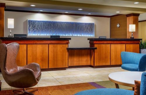 East Peoria Hotel | Fairfield by Marriott Peoria East