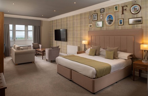Ayr Hotel | Fairfield House - Ayr