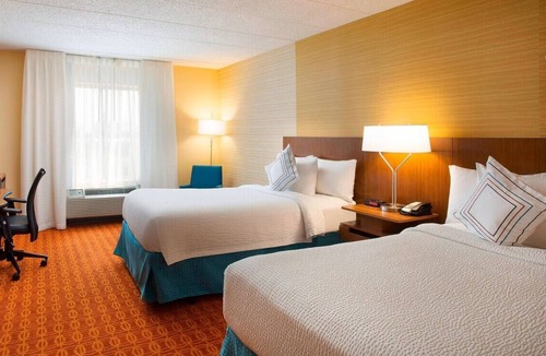 Bedford Park Hotel | Fairfield Inn and Suites by Marriott Chicago Midway Airport