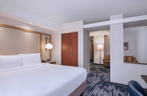 Denton Hotel | Fairfield Inn and Suites by Marriott Denton