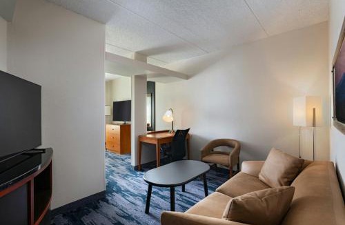 Schertz Hotel | Fairfield Inn and Suites by Marriott San Antonio Northeast/Schertz/RAFB