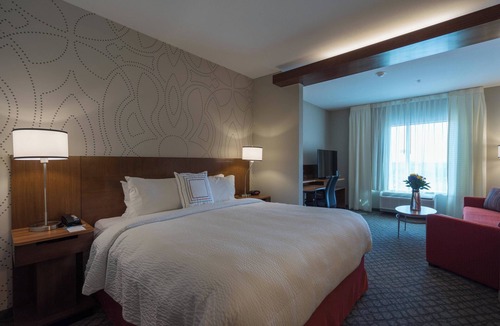 Lubbock Hotel | Fairfield Inn and Suites by Marriott Lubbock Southwest