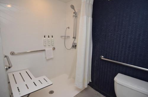 Binghamton Hotel | Fairfield Inn by Marriot Binghamton