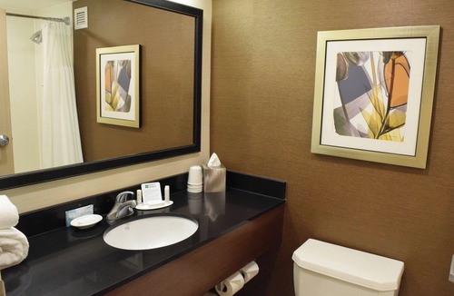 Binghamton Hotel | Fairfield Inn by Marriott Binghamton