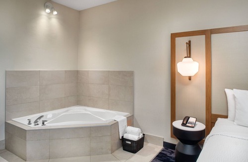 Clearview Hotel | Fairfield Inn by Marriott Toronto Oakville