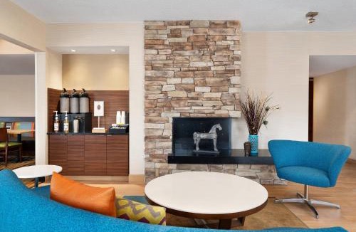 Deptford Hotel | Fairfield Inn by Marriott Deptford