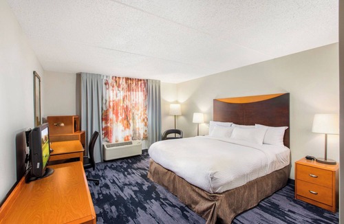 Evansville Hotel | Fairfield Inn By Marriott Evansville East