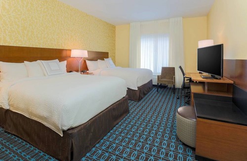 Alexandria Hotel | Fairfield Inn & Suites Alexandria