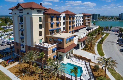 Bay Esplanade Hotel | Fairfield Inn & Suites by Marriott Clearwater Beach
