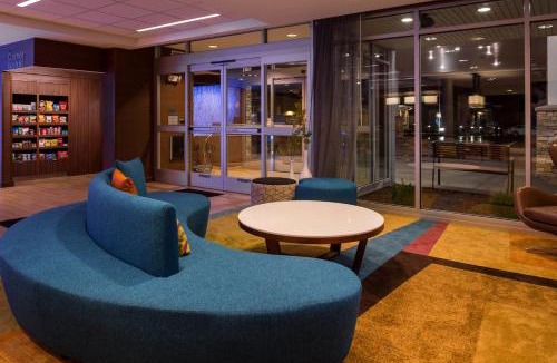 Maryland Heights Hotel | Fairfield Inn & Suites by Marriott St. Louis Westport