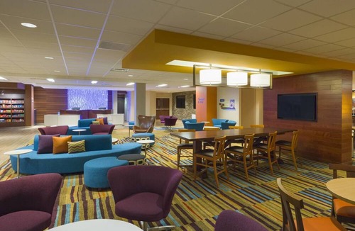 Fort Lee - Paramus Hotel | Fairfield Inn & Suites by Marriott Paramus